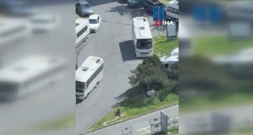 İsrail Konsolosluğu yakınından bir şahsın vurulduğu anlar böyle görüntülendi