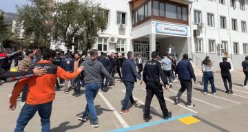 Kahramanmaraş’ta Bir Babanın Cesur Müdahalesi: Okul Saldırısında Hayat Kurtardı