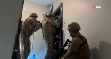 ’Karagümrük çetesi’ olarak bilinen suç örgütüne İstanbul merkezli 4 ilde operasyon: 28 gözaltı