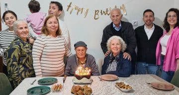 Mustafa Tok, 102. Yaş Gününü Ailesiyle Kutladı