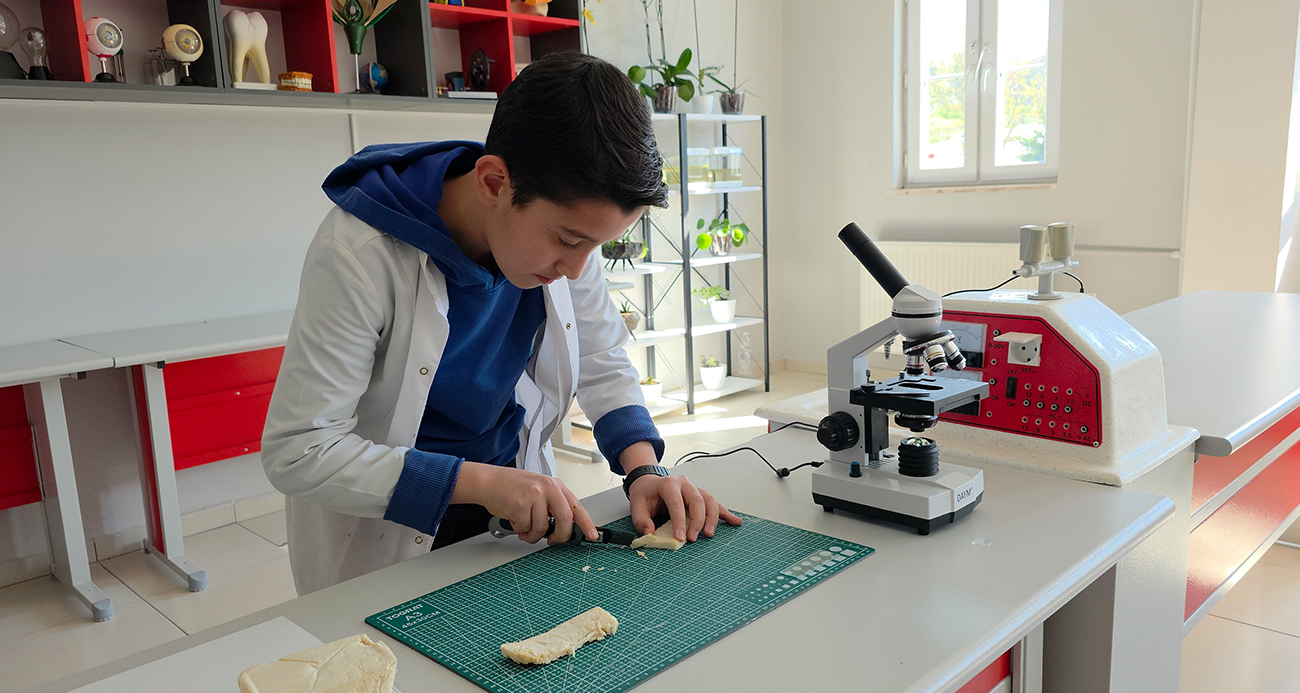 Pirinç kabuklarından yalıtım malzemesi üretti