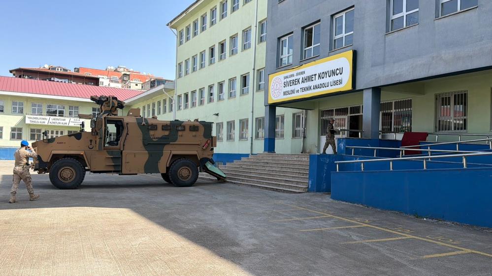 Şanlıurfa Siverek’te Lisede Korkunç Silahlı Saldırı