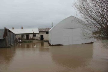 Sivas Zara’da Baraj Taşkını: Canova Köyü Sular Altında