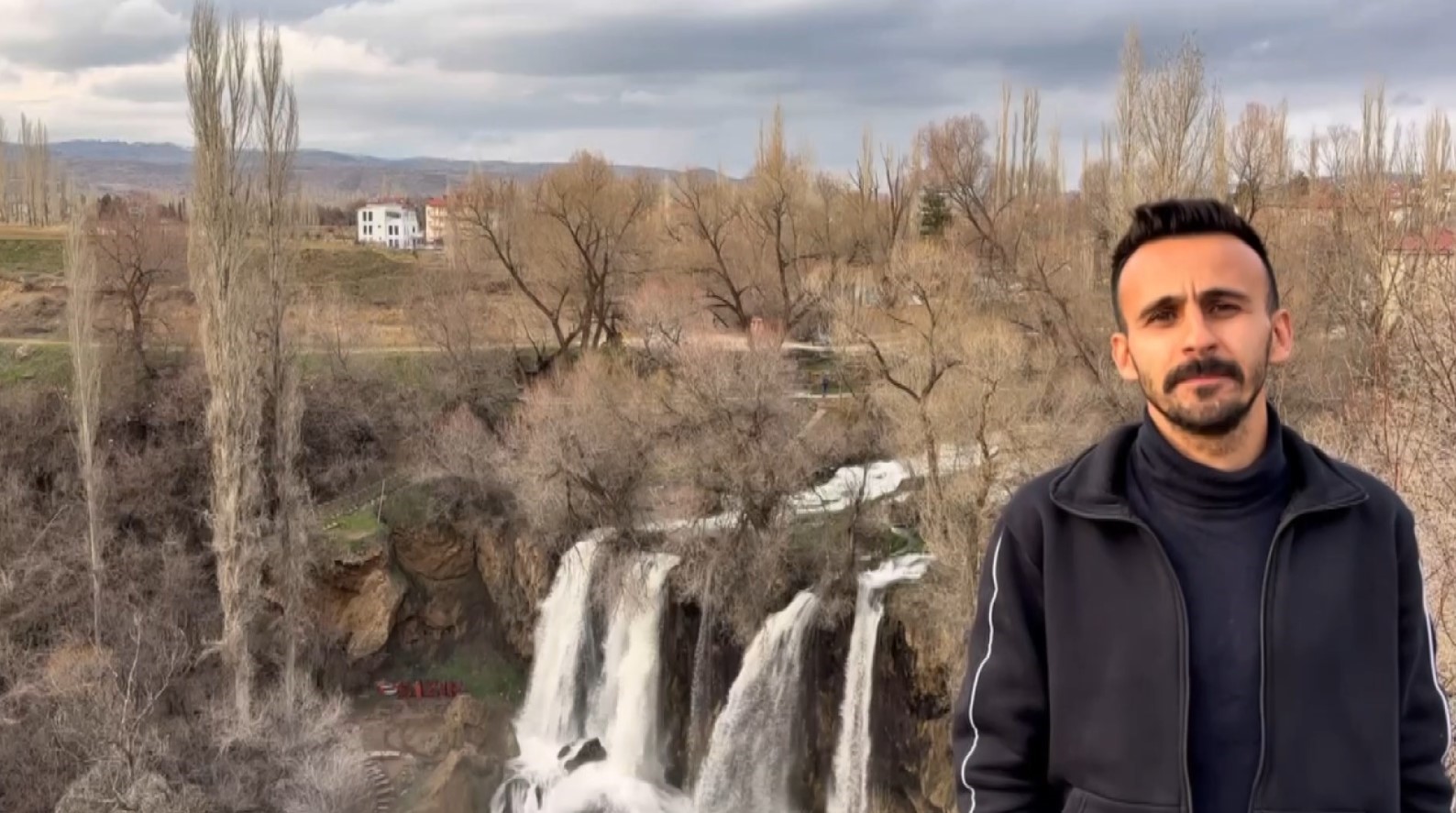 Sivas’ın Görkemli Doğa Mucizesi: Sızır Şelalesi Baharla Birlikte Göz Kamaştırıyor