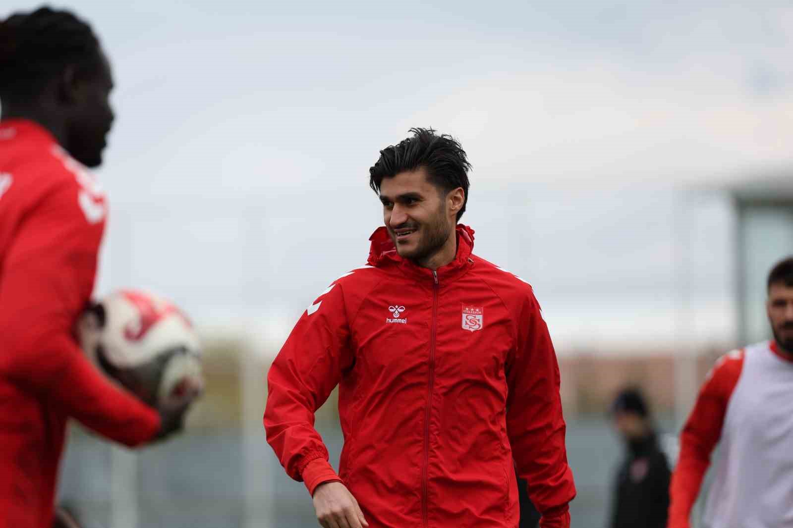 Sivasspor, Iğdır FK ile Karşılaşma Öncesi Son Hazırlıklarını Sürdürüyor