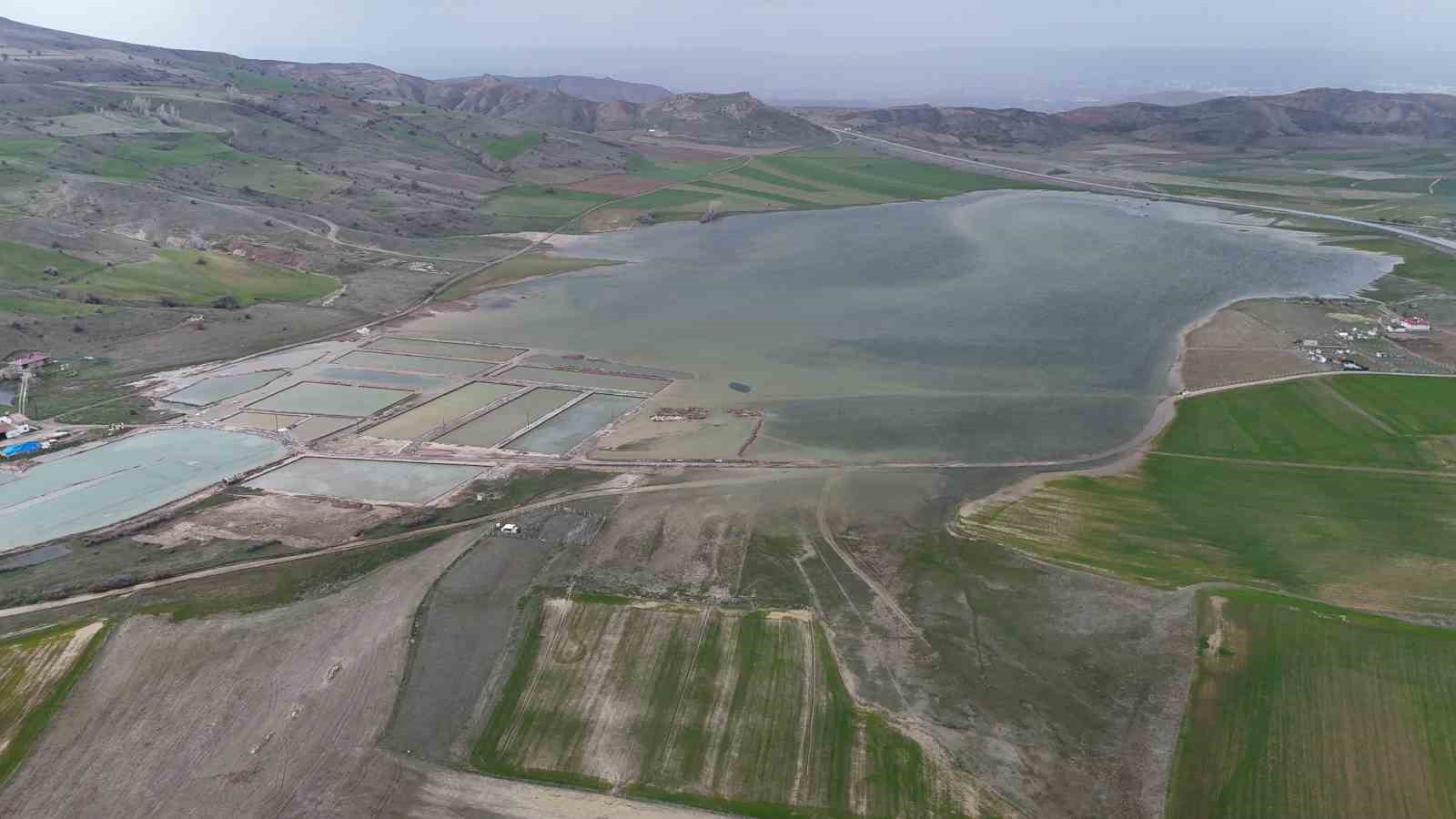 Sivas’ta Bingöl Gölü Yağışlarla Birlikte Yeniden Hayat Buldu