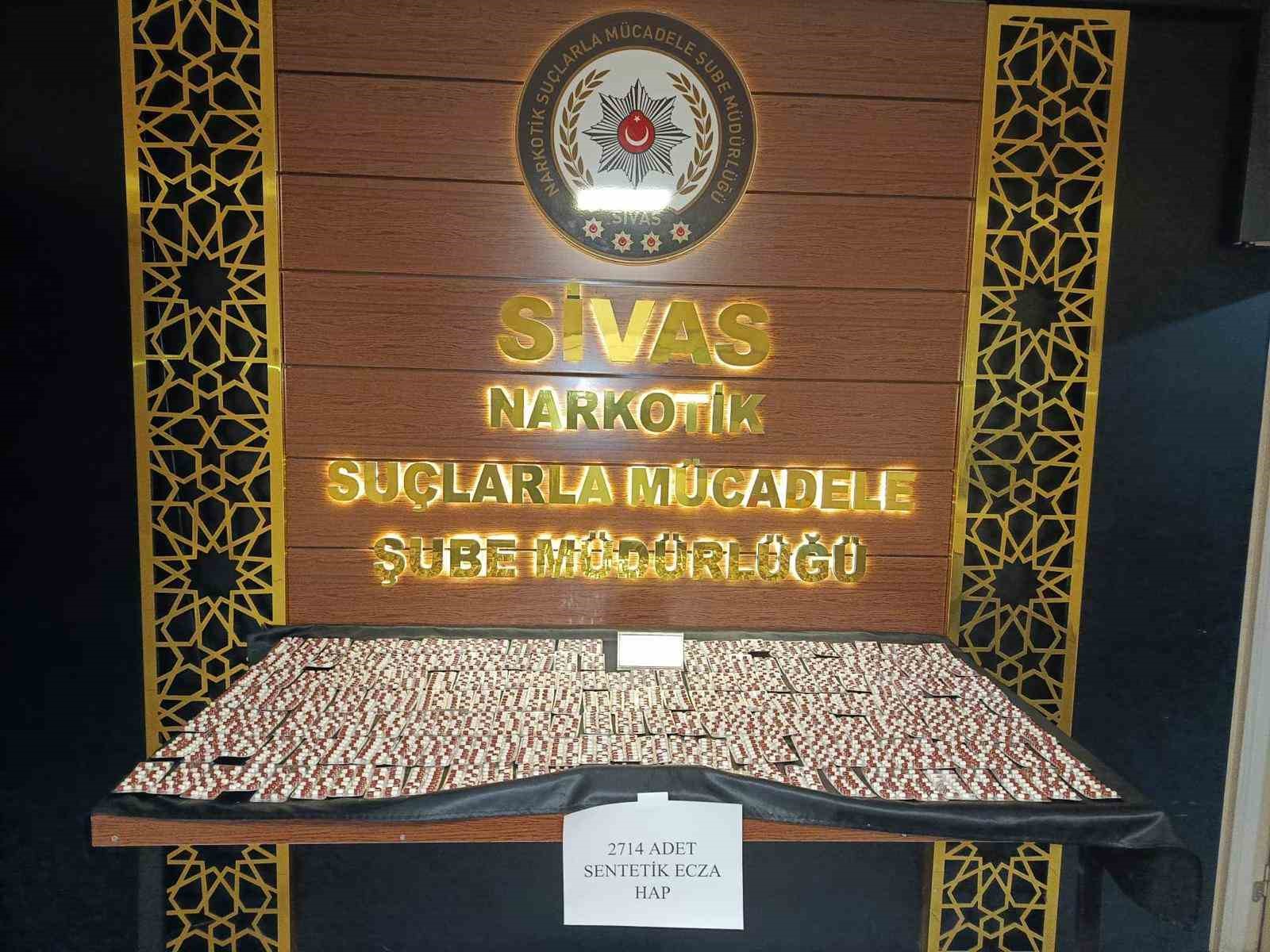 Sivas’ta binlerce uyuşturucu hap ele geçirildi