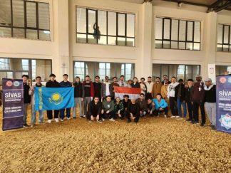 Sivas’ta Uluslararası Öğrenciler Türk Dünyası Gençlik Kampı’nda Buluştu