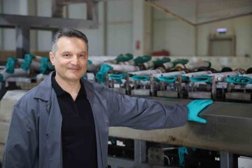 Sivas’ta Üretilen İlk Yerli Bor İçerikli Eldivenler Dünya Pazarında