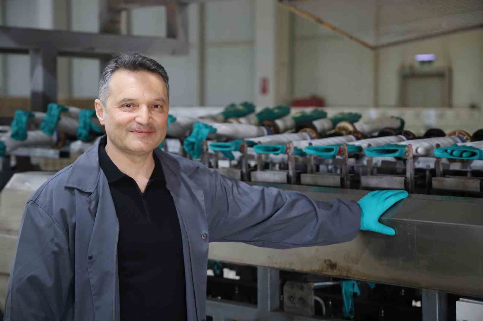 Sivas’ta Üretilen İlk Yerli Bor İçerikli Eldivenler Dünya Pazarında