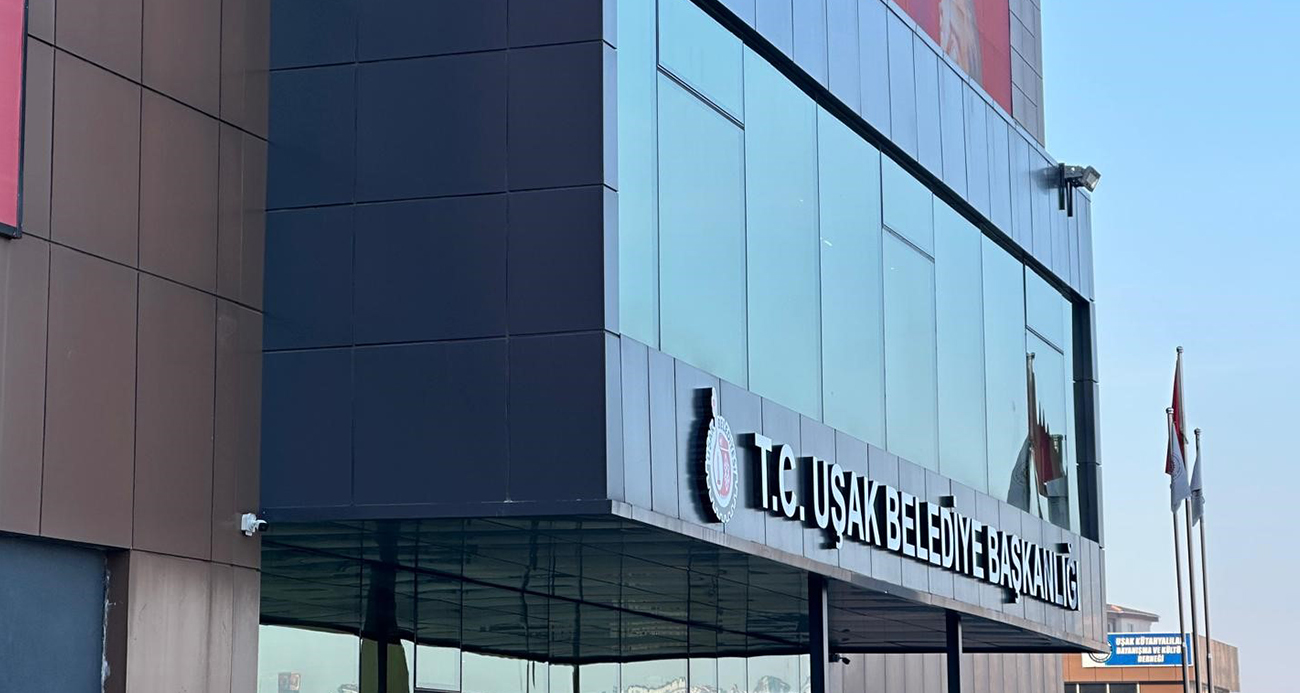 Uşak ve Bornova Belediyeleri Arasındaki Usulsüzlük İddiaları Derinleşiyor