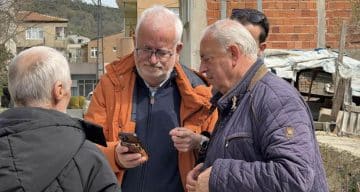 Yunan Ailesi, Atalarının Köklerini Arnavutköy’de Aradı