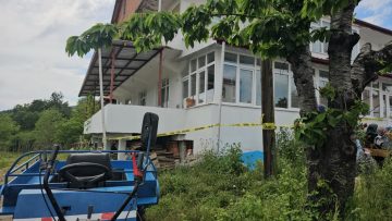 28 yaşındaki genç evinde ölü bulundu, kız arkadaşı gözaltında