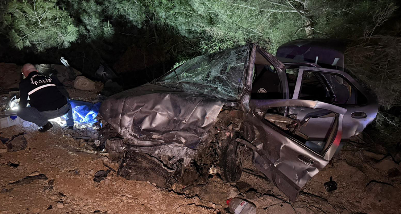 Adana’da feci kaza: Anne ve baba öldü, 4 yaşındaki çocukları yaralandı