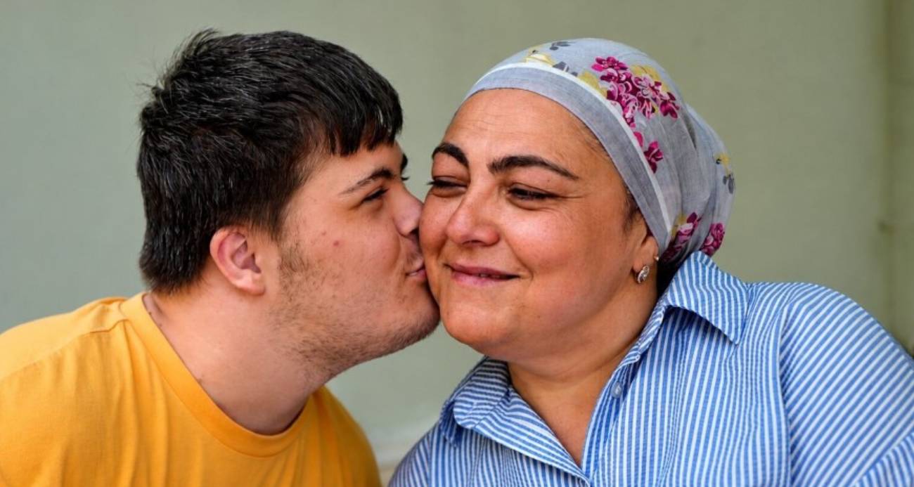 Antalyalı anne ömrünü Down sendromlu oğluna adadı: “O sağ olsun bana yeter”