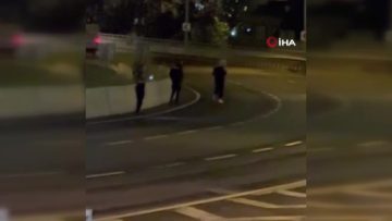 Arnavutköy’de gece vakti çevre yoluna atlayan kadın trafiği birbirine kattı
