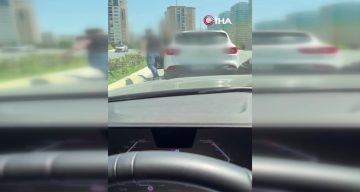 Avcılar’da iki sürücü arasında “yol verme” tartışması kamerada