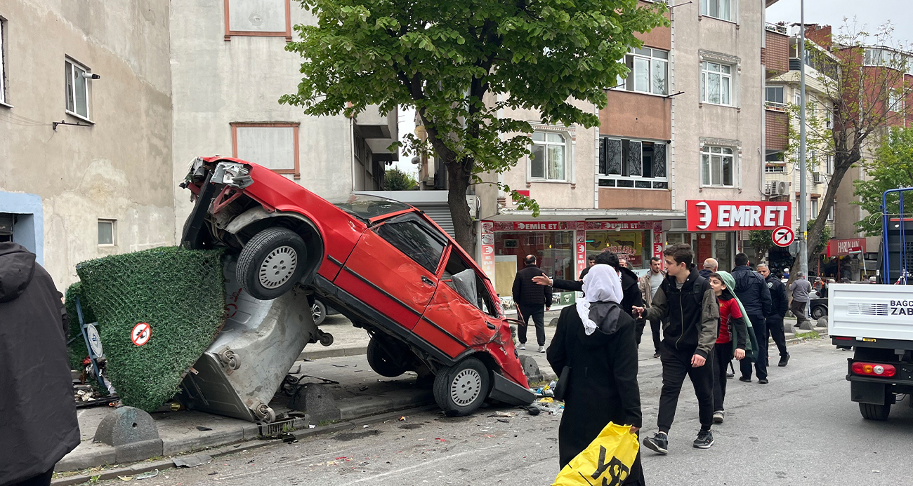 Bağcılar’da freni boşalan kamyon park halindeki 8 araca zarar verdi