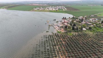 Baraj sınırları içerisindeki köyler aşırı yağışlarla sular içerisinde kaldı