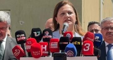 CHP’den AK Parti’ye geçen Başkan Köksal vatandaşlara seslendi: “Afyonkarahisarımızı yeniden inşa etmek için memleketime Adalet ve Kalkınma Partisi’nde hizmet etmeye devam edeceğim”
