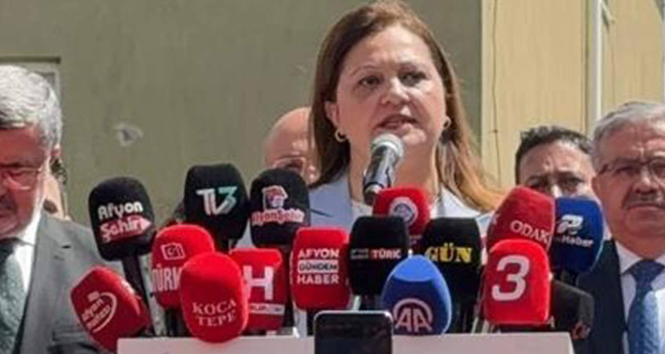 CHP’den AK Parti’ye geçen Başkan Köksal vatandaşlara seslendi: “Afyonkarahisarımızı yeniden inşa etmek için memleketime Adalet ve Kalkınma Partisi’nde hizmet etmeye devam edeceğim”