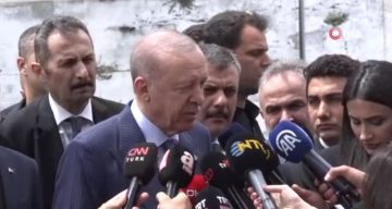 Cumhurbaşkanı Erdoğan, cuma namazını Ayasofya Camii’nde kıldı, Kur’an-ı Kerim okudu