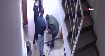 Esenyurt’ta, boş binada uyuşturucu ticareti yapan şahıslar yakalandı