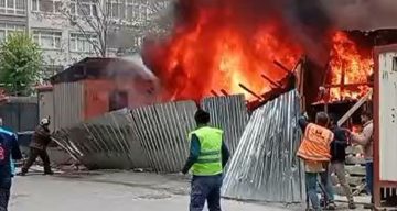 Güngören’de okul inşaatında yangın: 7 konteyner kül oldu