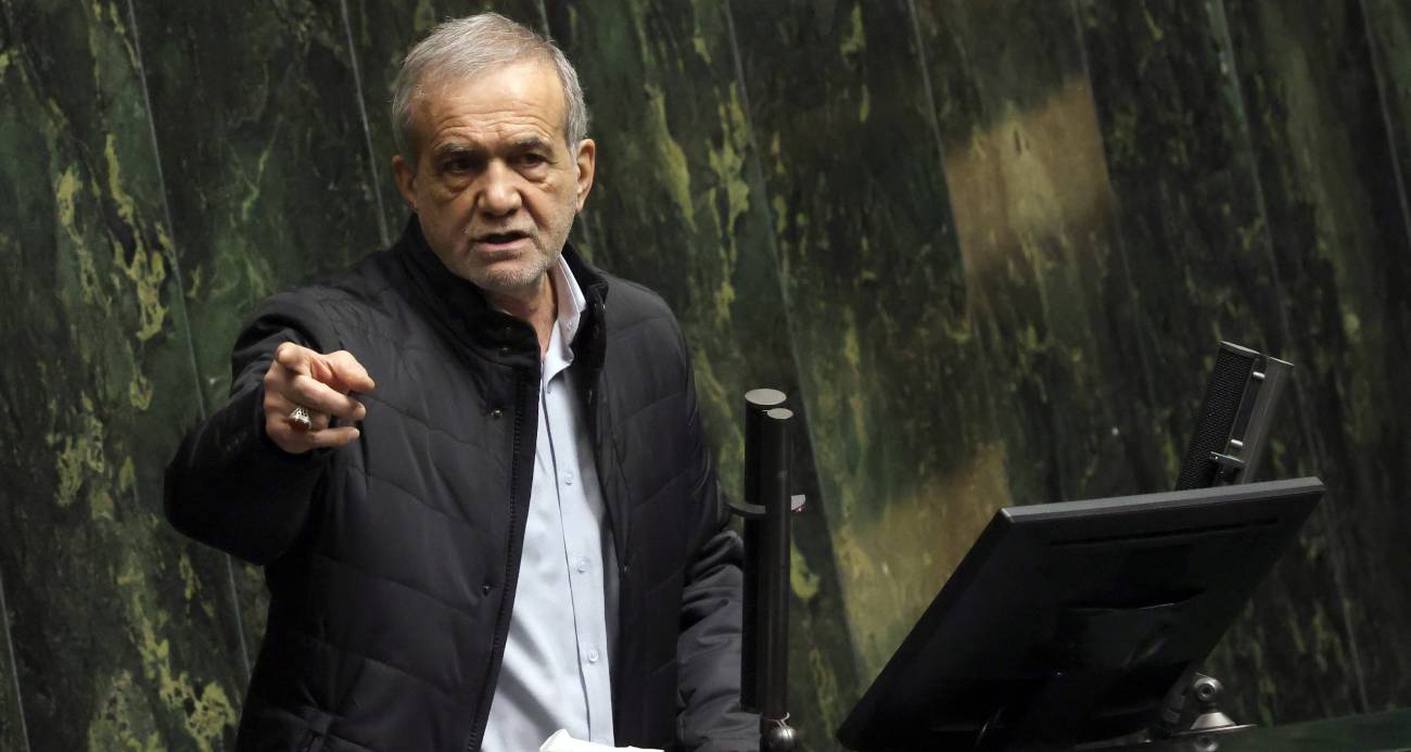 İran Cumhurbaşkanı Pezeşkiyan: “İran yasal haklarından geri adım atmaz”
