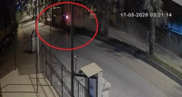 İş makinesine ok gibi saplanan otomobilin genç sürücüsü öldü, 3 kişi yaralandı