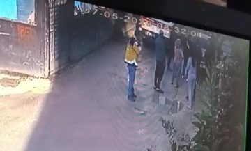 Kalp krizi vakasına giden ambulansın anahtarı kayboldu, çağrılan ikinci ambulansla götürüldüğü hastanede öldü