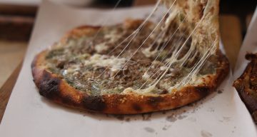 Lezzetini aroması ve odun ateşinden alan Anadolu’nun pizzası: ‘Yağ somunu’
