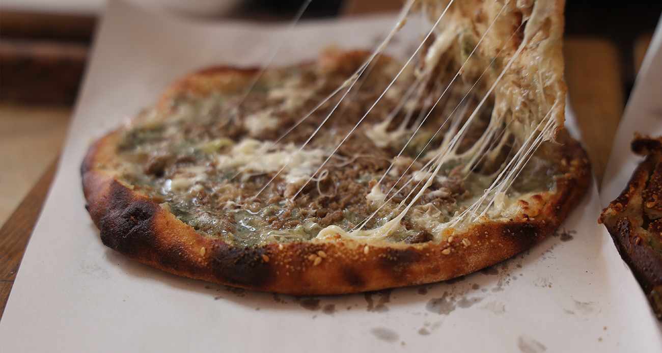 Lezzetini aroması ve odun ateşinden alan Anadolu’nun pizzası: ‘Yağ somunu’