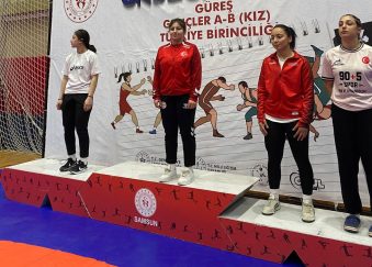 Sivas’ın "Altın Kızı" Türkiye şampiyonu oldu