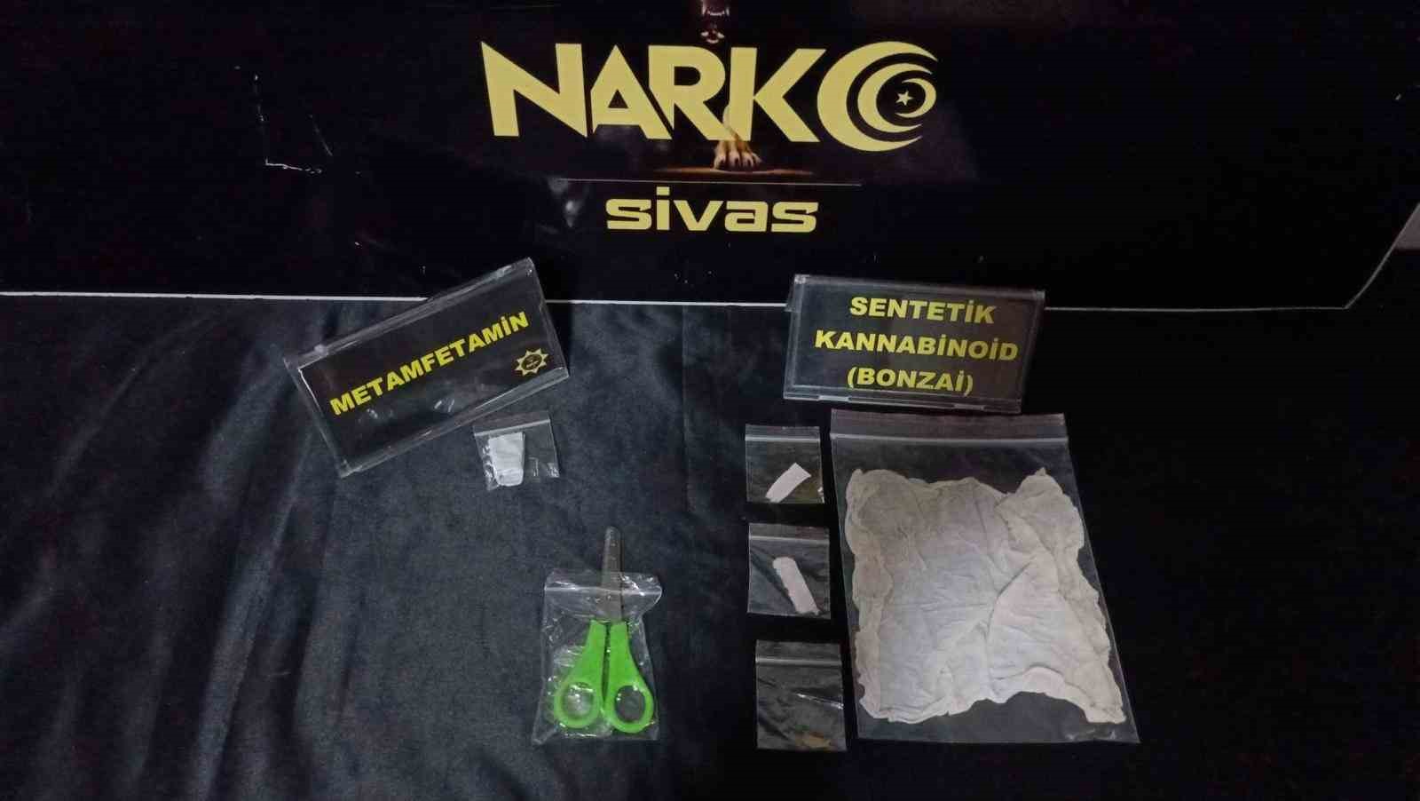 Sivas’ta 3 uyuşturucu taciri tutuklandı