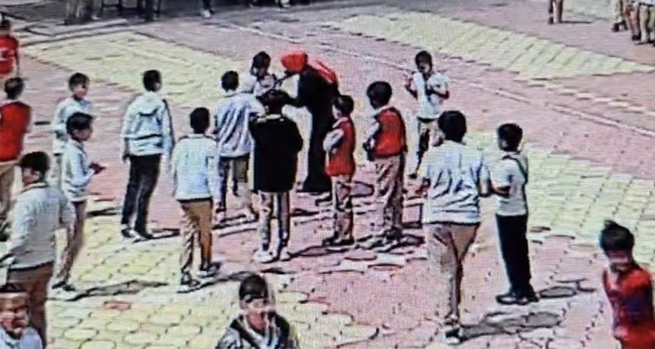 Teneffüste fenalaşan öğrenciye öğretmenden hayat kurtaran müdahale