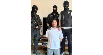 Uluslararası düzeyde aranan Faslı uyuşturucu kaçakçısı MİT ve emniyetin ortak operasyonuyla yakalandı