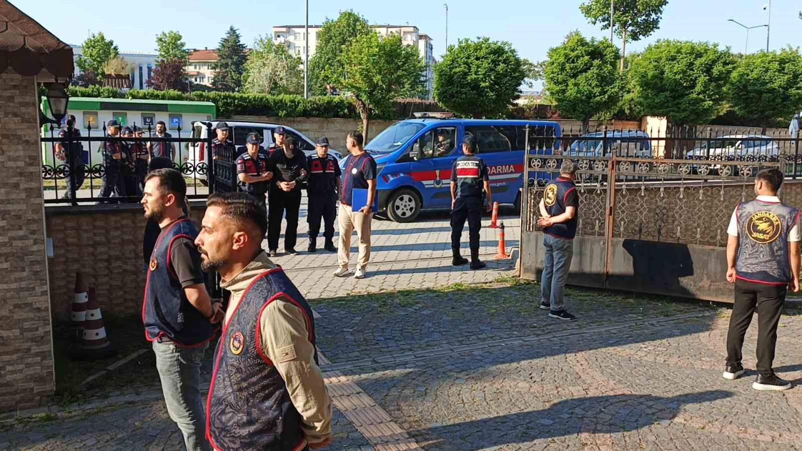 Bakan Gürlek açıklamıştı: 20 yıllık faili meçhul olayı zanlıları adliyede