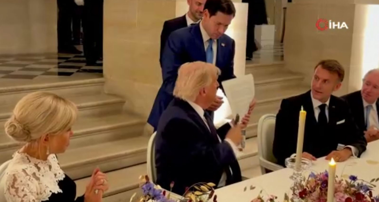 Beyaz Saray, Trump’ın İran anlaşmasını imzaladığı anın görüntülerini yayınladı