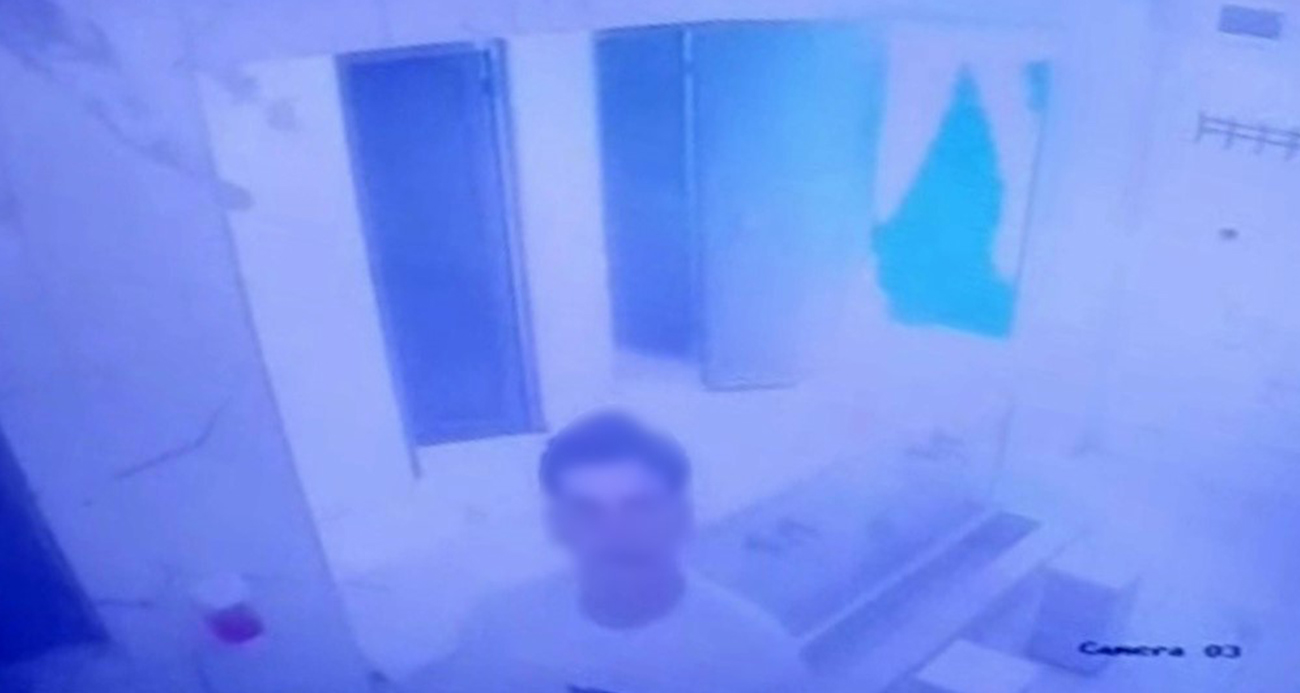 Bunlar da süslü hırsız; önce süslendiler sonra çaldılar