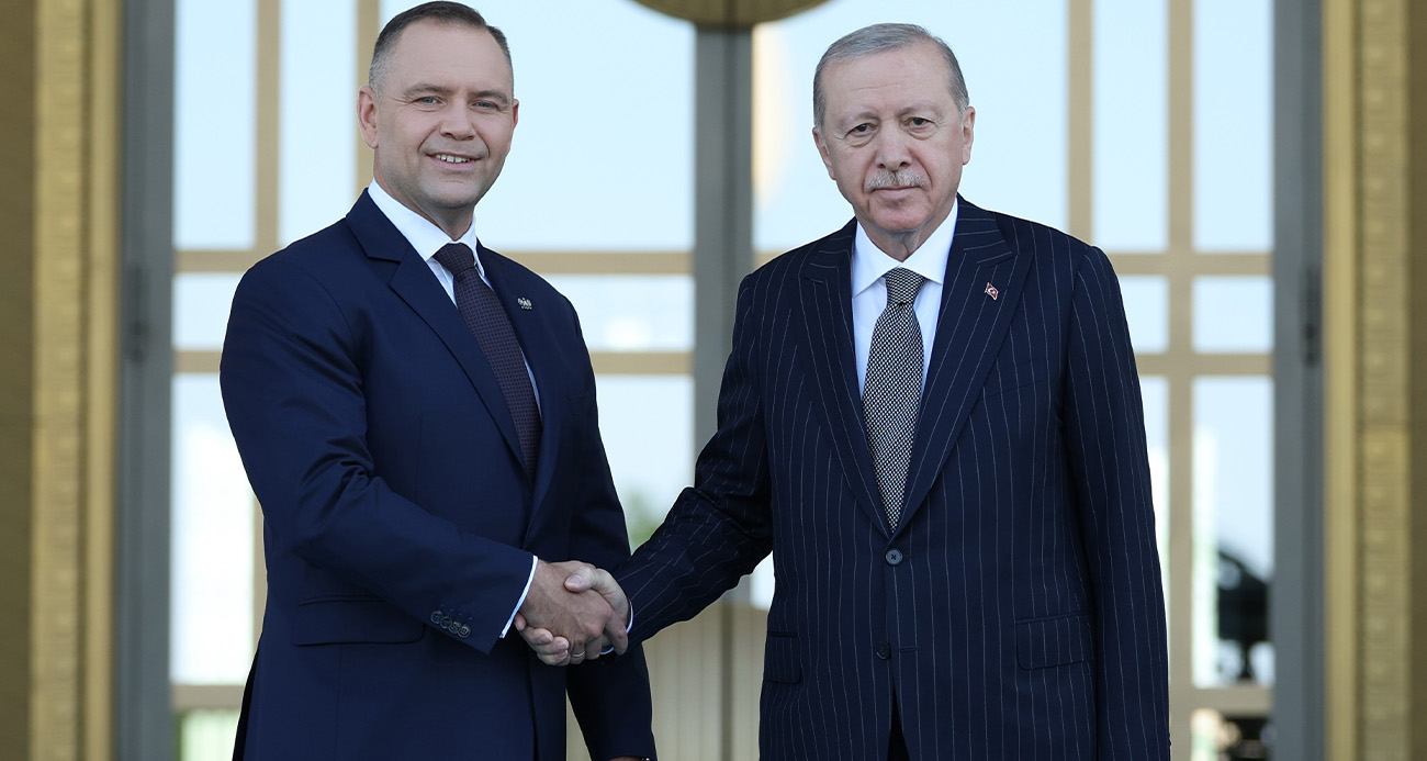 Erdoğan: “NATO zirvesi kapsamında ittifakın Avrupa sütununun güçlendirilmesi ve caydırıcılığının tahkim edilmesi ortak önceliğimiz”