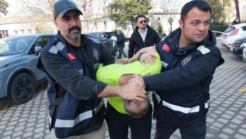 Eski eşinin dedesini öldürüp 4 gün bodrumda saklayan sanık: “Olayı neden yaptım hatırlamıyorum”