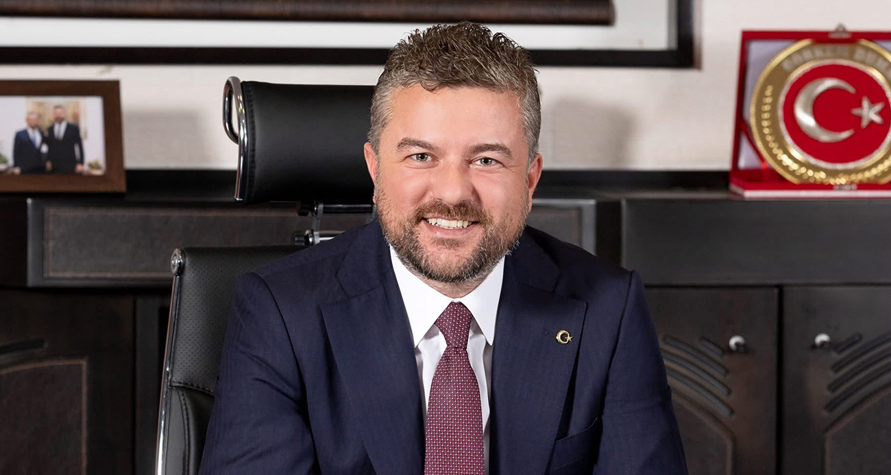 İzmir Buca Belediye Başkanı Görkem Duman görevden uzaklaştırıldı