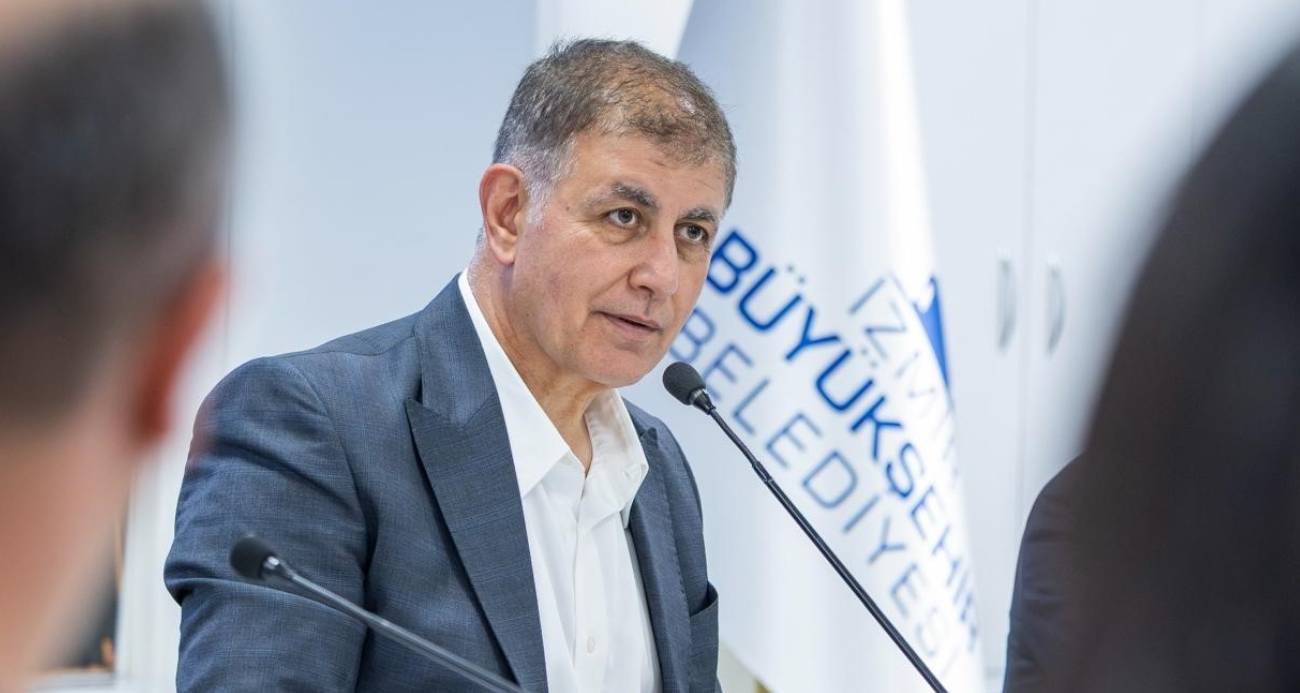İzmir Büyükşehir Belediye Başkanı Cemil Tugay CHP’den istifa etti