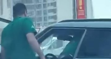 Kartal’da trafik kazası sonrası çıkan kavga kamerada
