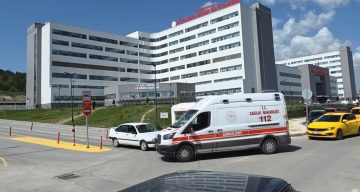 Kütahya’da okul etkinliğinde gıda zehirlenmesi şüphesiyle 25 kişi hastanelik oldu