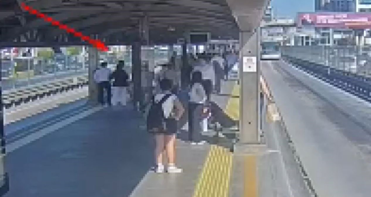 Metrobüs durağında bıçaklı saldırı: 1 ölü
