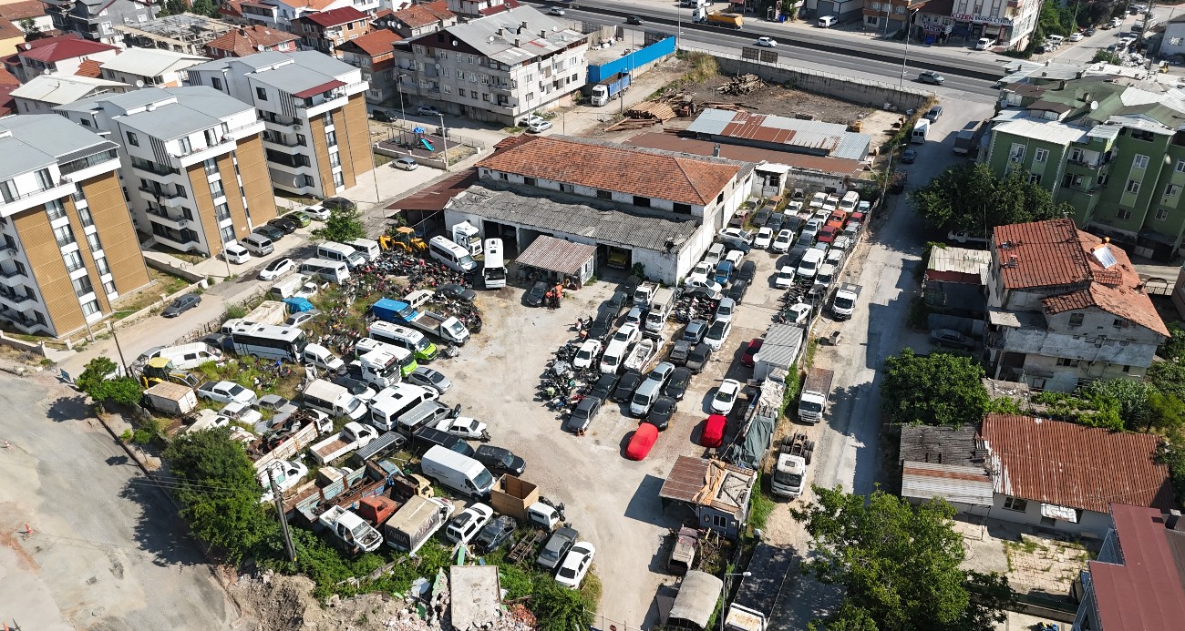Otoparkta yer kalmadı, işletmeci isyan etti: “Üçüne beşine bakmadan teslim edeceğiz”