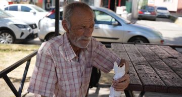 34 yıldır su içemeyen yaşlı adam, 10 gündür yemek de yiyemiyor