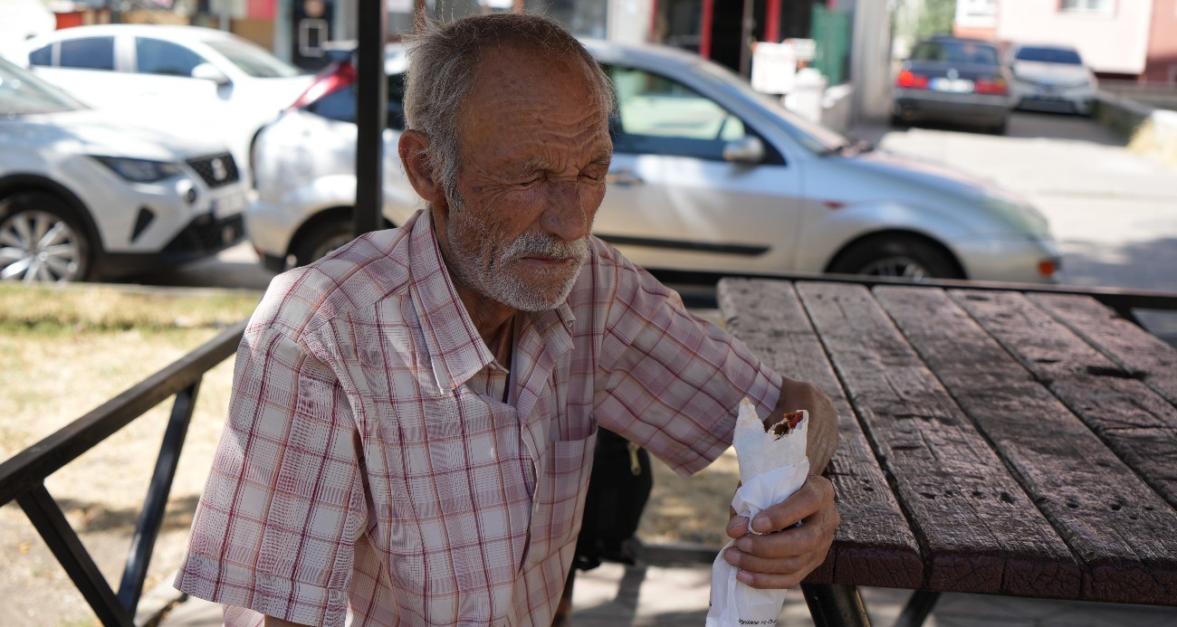 34 yıldır su içemeyen yaşlı adam, 10 gündür yemek de yiyemiyor